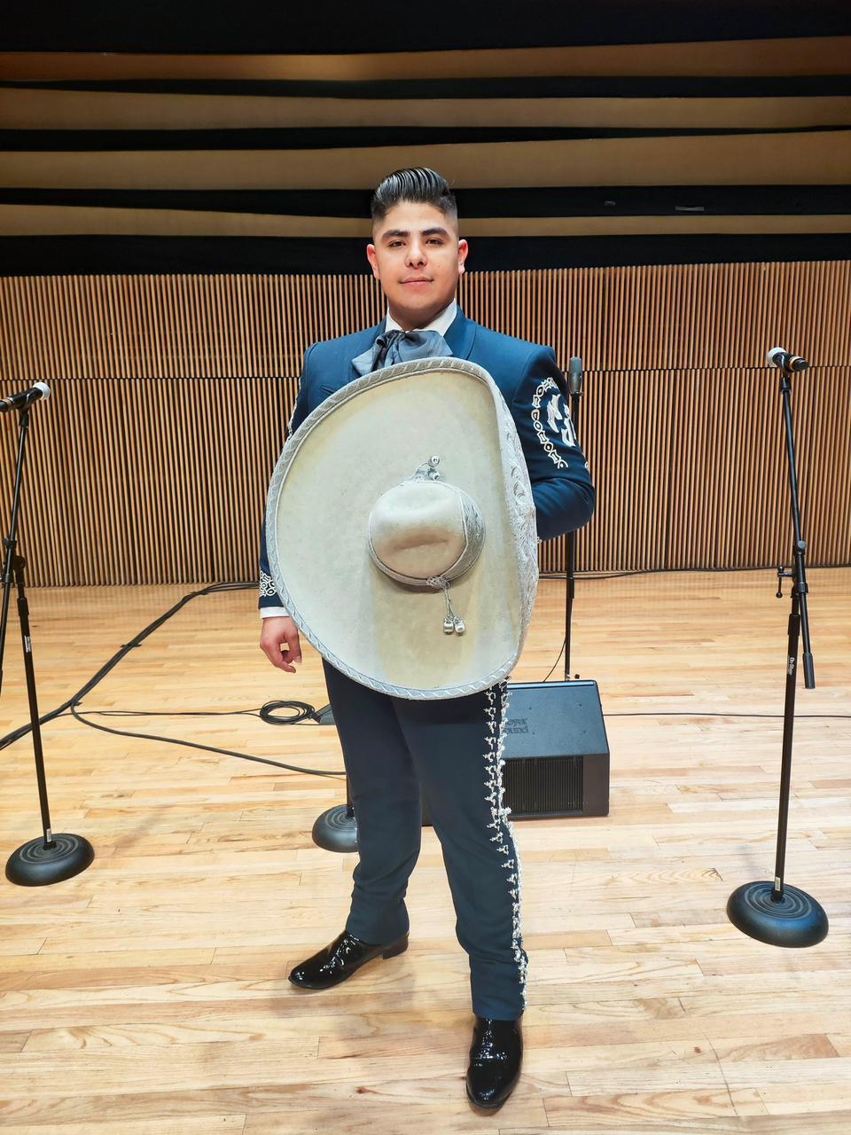 Mtro. Luis Alberto Alvarez